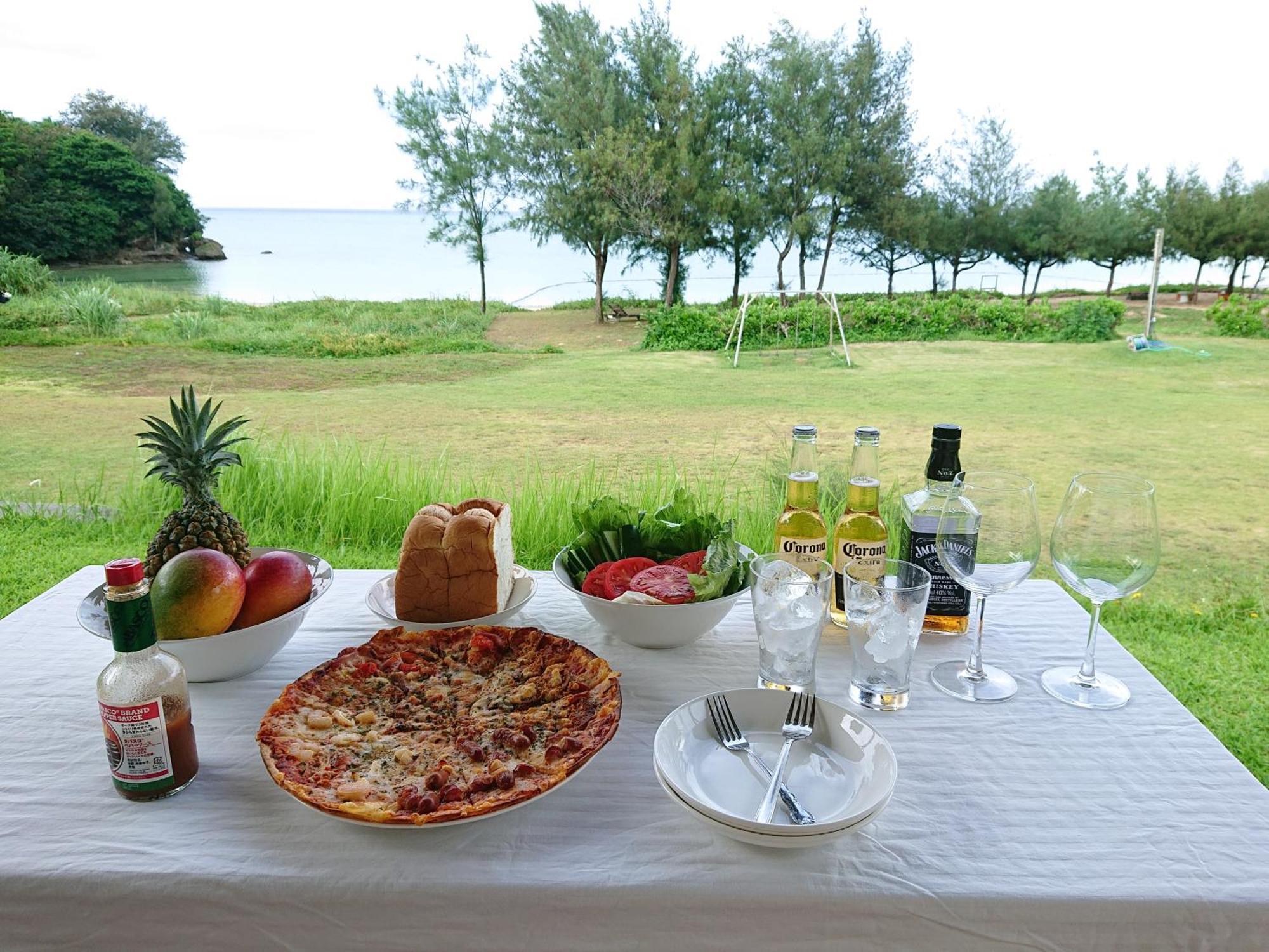 Garden Beach House Motobu Værelse billede